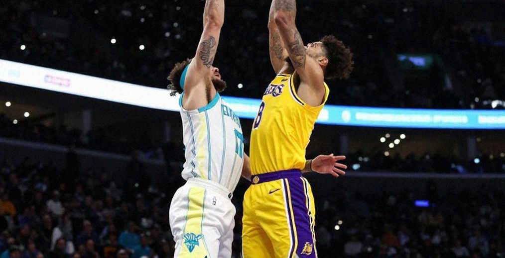 Duncan Robinson and Steph Curry: An Unfortunate Comparison According to Max Strus