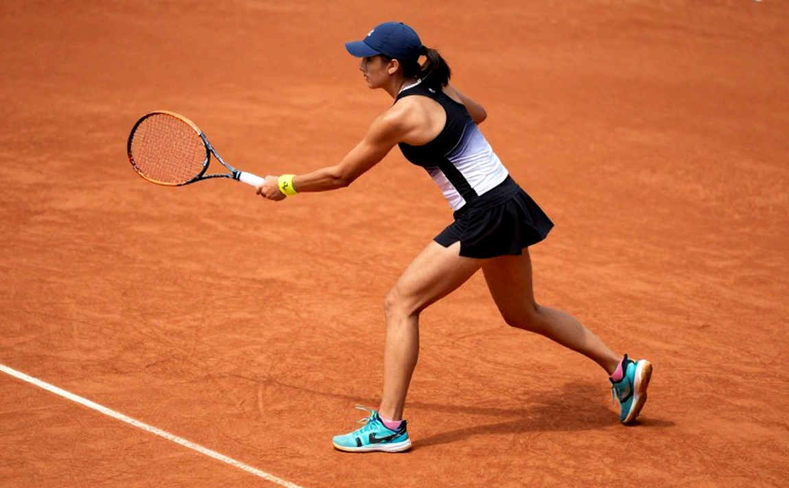Kostyuk Retires in Ningbo, Handing the Last WTA Finals Spot to Muchova
