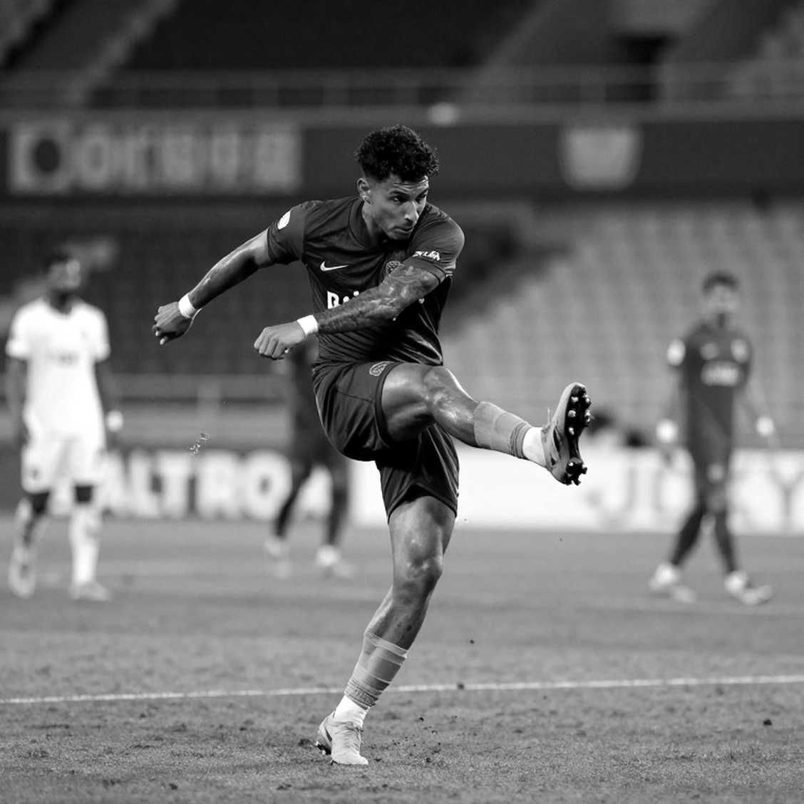 Thủ môn 34 tuổi, chiếc điện thoại úp mặt và bài kiểm tra không nằm trên sân cỏ: FIFA ASEAN Cup 2026 đang nói điều gì về Việt Nam? Thủ môn 34 tuổi, chiếc điện thoại úp mặt và bài kiểm tra không nằm trên sân cỏ: FIFA ASEAN Cup 2026 đang nói điều gì về Việt Nam?
