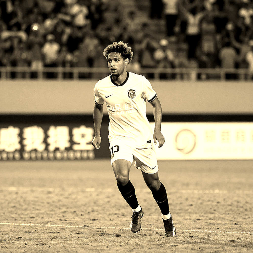 V.League's Dressing-Room Rhythm: Who Is Left Behind When the Floodlights Go Out V.League's Dressing-Room Rhythm: Who Is Left Behind When the Floodlights Go Out