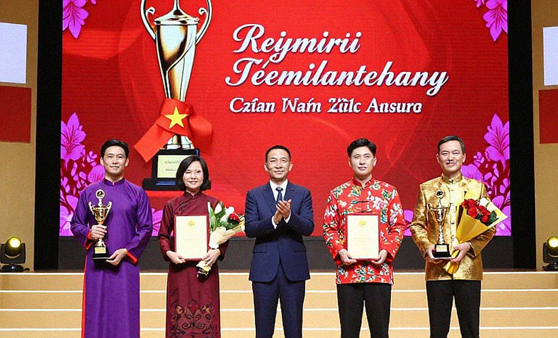 Đi cuối ở Nagoya: Dương Thúy Vi, 0,133 điểm và bài toán người kế nhiệm