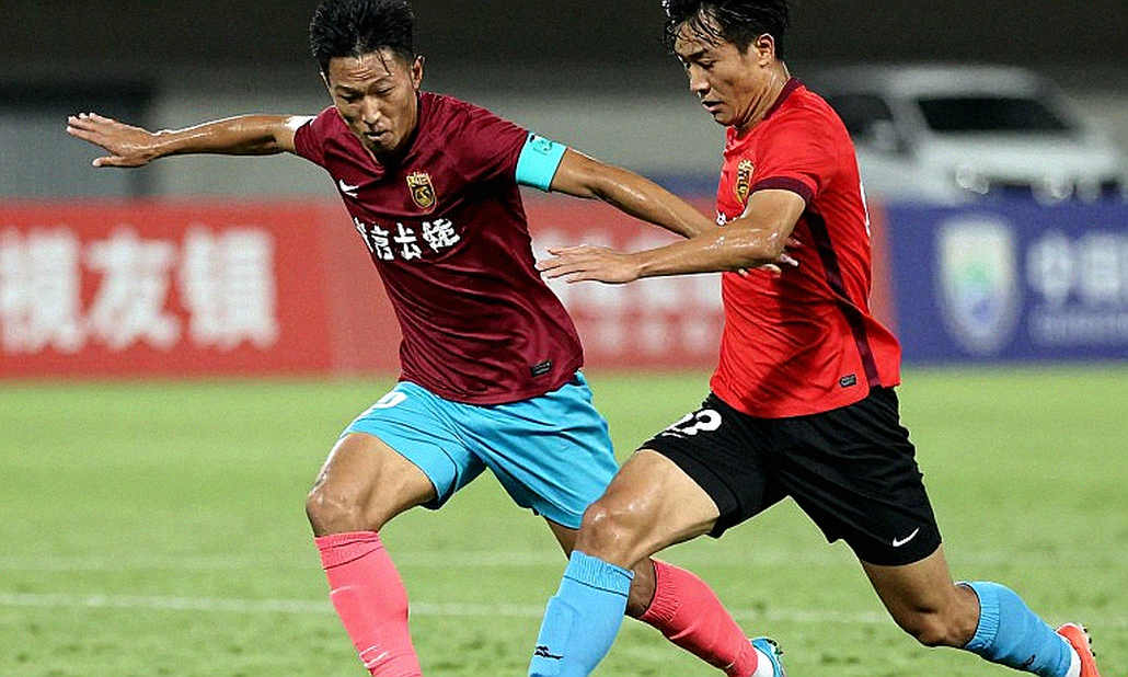 V.League và nghề bán cầu thủ không hoá đơn V.League và nghề bán cầu thủ không hoá đơn