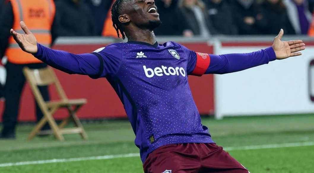 Yassir Zabiri: Chàng trai 21 tuổi đang gây bão La Liga và cuộc đua Pichichi đầy bất ngờ Yassir Zabiri: Chàng trai 21 tuổi đang gây bão La Liga và cuộc đua Pichichi đầy bất ngờ