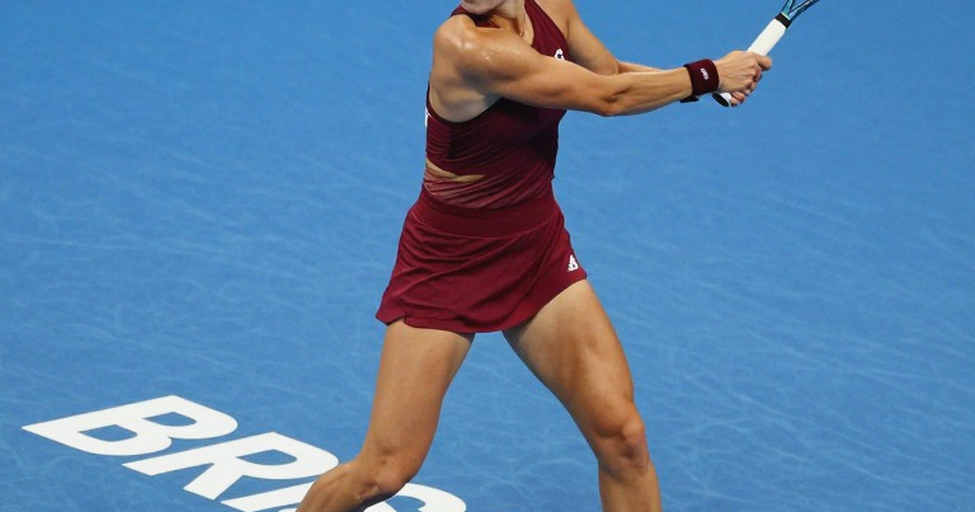Nhãn "tennis" trên bản tin giá dầu: khi hệ thống dữ liệu thể thao tự đánh lừa chính mình Nhãn "tennis" trên bản tin giá dầu: khi hệ thống dữ liệu thể thao tự đánh lừa chính mình